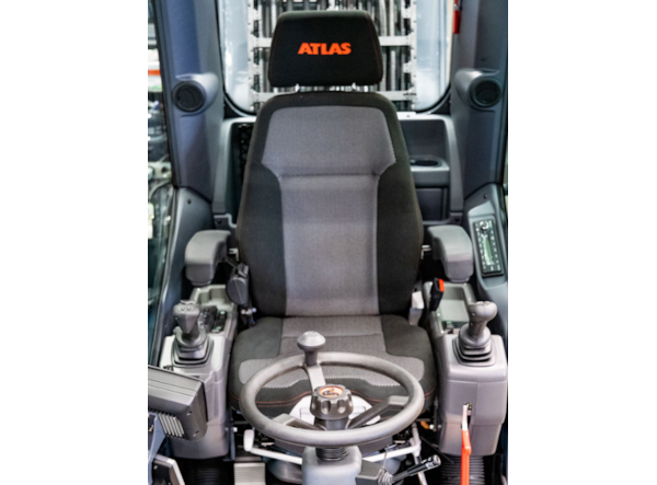 Excavator pe roti Atlas  175W SR Excavator mobil hidraulic (coadă scurtă) de vanzare